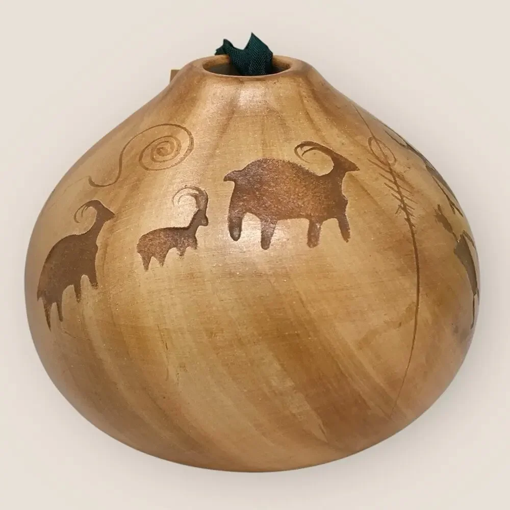 Navajo Engraved Buffalo Pattern Tan Clay Vase Signed Biaishttaa